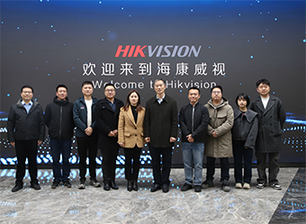 華新機電參訪?？低暎?搭建合作橋梁，展望發(fā)展新未來